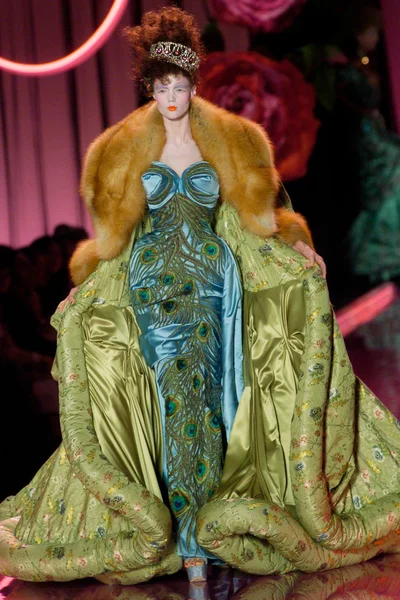Look 22